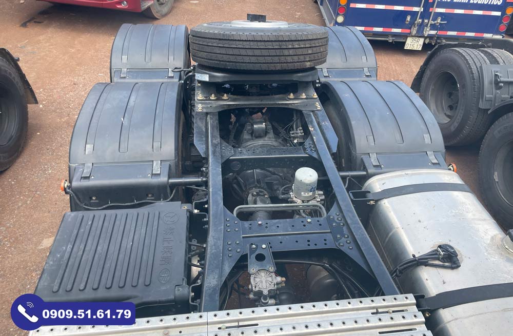 Giá xe đầu kéo FAW 2 cầu JH6 (460HP) nhập khẩu